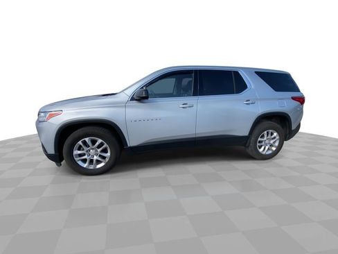 Used 2020 Chevrolet Traverse LS AWD/4WD image 7