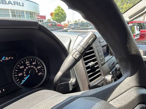 Used 2017 Ford F150 XLT AWD/4WD image 25