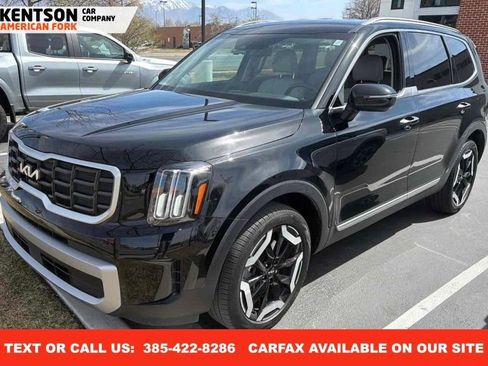 Used 2023 Kia Telluride S image 1
