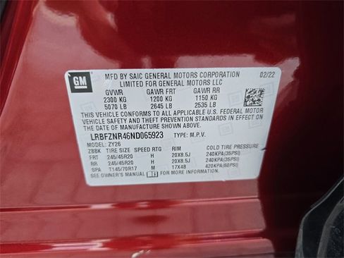 Certified 2022 Buick Envision Essence w/ Sport Touring Package image 32