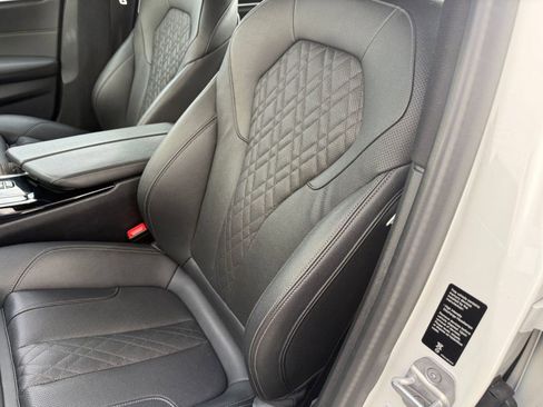 Used 2021 BMW 530i xDrive 530i xDrive w/ Convenience Package image 23