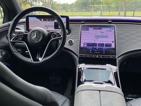 Used 2023 Mercedes-Benz EQS 450+ SUV image 20