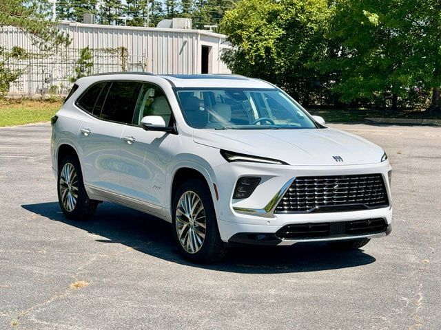 Used 2026 Buick Enclave Avenir w/ Super Cruise Package FWD image 11