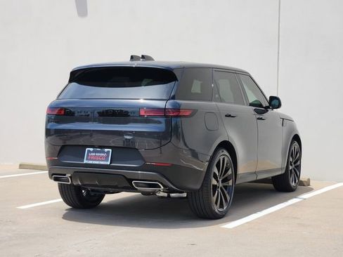 New 2026 Land Rover Range Rover Sport SE AWD/4WD image 4