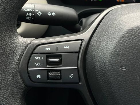 Certified 2026 Honda HR-V LX image 15