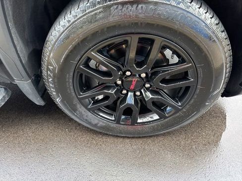 Used 2024 GMC Sierra 1500 Elevation AWD/4WD image 13