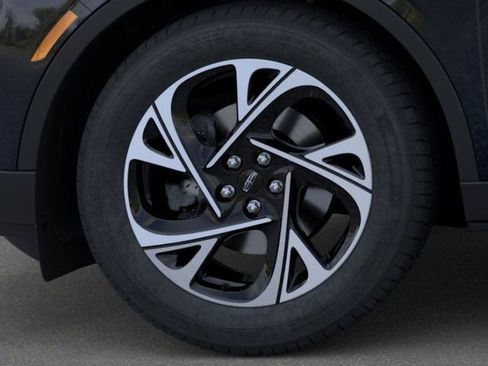 New 2026 Lincoln Nautilus Premier image 19