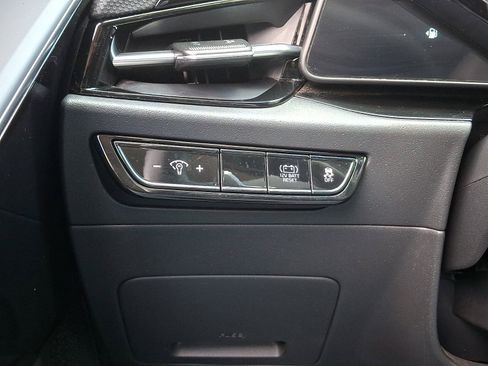 Certified 2024 Kia Niro EX FWD image 25