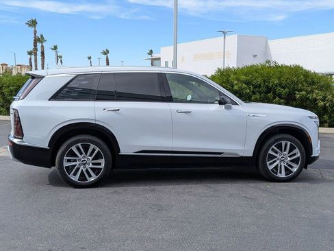 New 2026 Cadillac Vistiq Luxury image 12