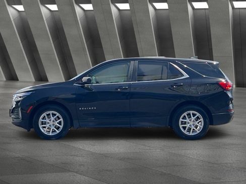 Used 2023 Chevrolet Equinox LT w/ Driver Convenience Package FWD image 7