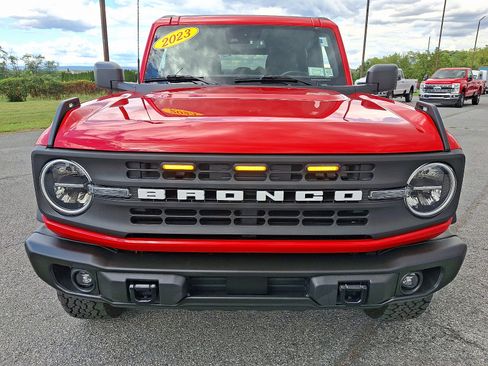 Used 2023 Ford Bronco Black Diamond AWD/4WD image 2
