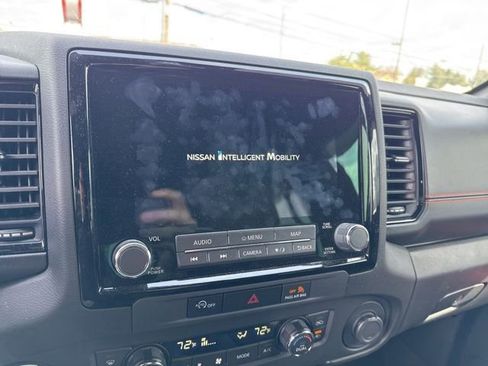 Used 2024 Nissan Frontier PRO-4X w/ Technology Package image 13