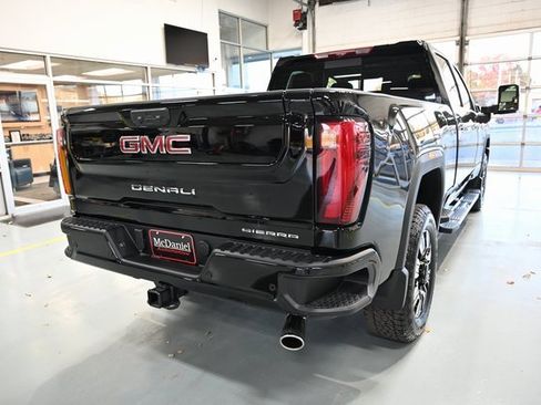 New 2026 GMC Sierra 2500 Denali w/ Denali Reserve Package image 5