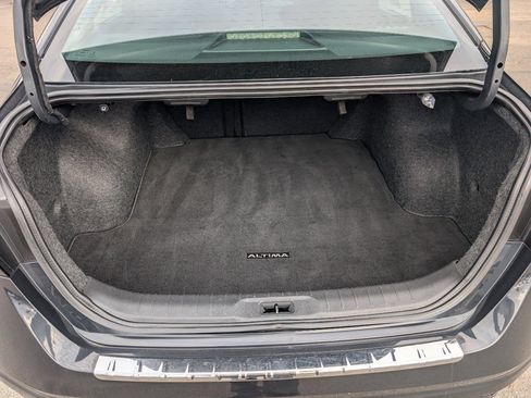 Used 2019 Nissan Altima 2.5 SV image 9