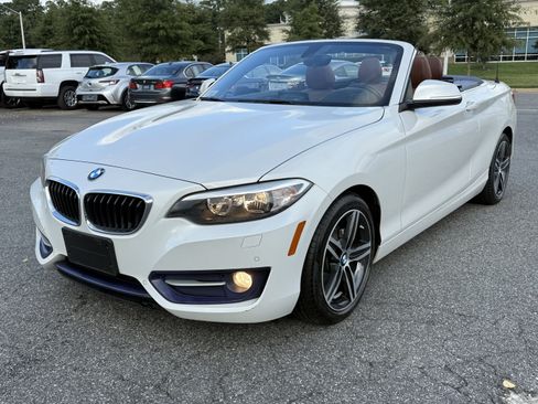 Used 2017 BMW 230i xDrive Convertible image 14