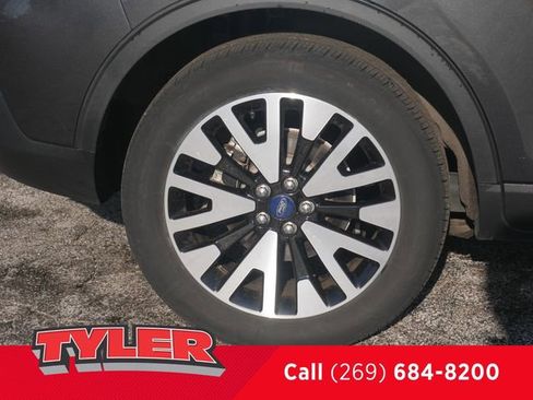 Used 2020 Ford Escape SEL AWD/4WD image 46