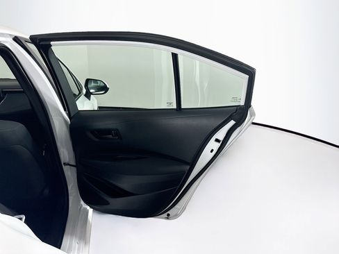 Used 2024 Toyota Corolla LE image 28