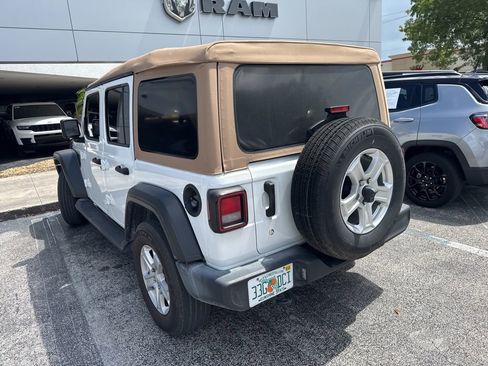 Used 2019 Jeep Wrangler Unlimited Sport S AWD/4WD image 6