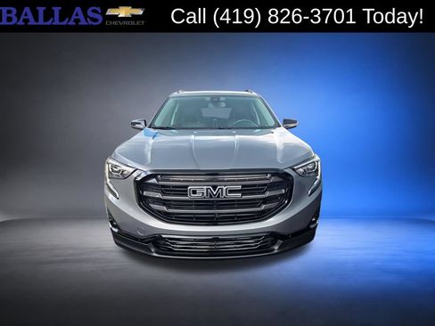 Certified 2021 GMC Terrain SLT w/ Elevation Edition AWD/4WD image 2