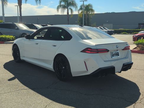 New 2026 BMW M5 w/ Executive Package image 8