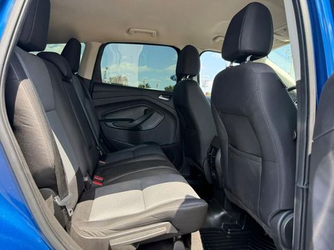 Used 2017 Ford Escape SE FWD image 10