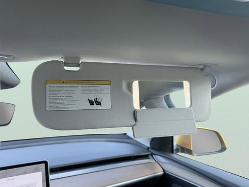 Used 2023 Tesla Model Y Performance image 58