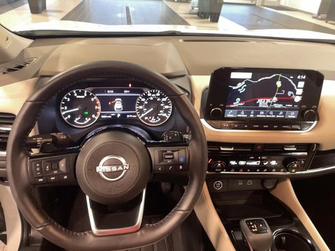 Used 2023 Nissan Rogue SL w/ SL Premium Package AWD/4WD image 9