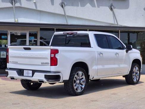 Used 2021 Chevrolet Silverado 1500 High Country AWD/4WD image 6