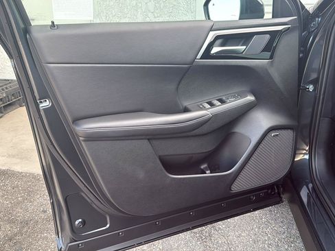 New 2026 Mitsubishi Outlander LE FWD image 28