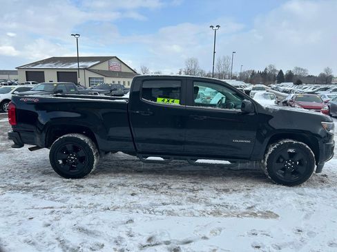 Used 2017 Chevrolet Colorado LT w/ Midnight Edition image 4
