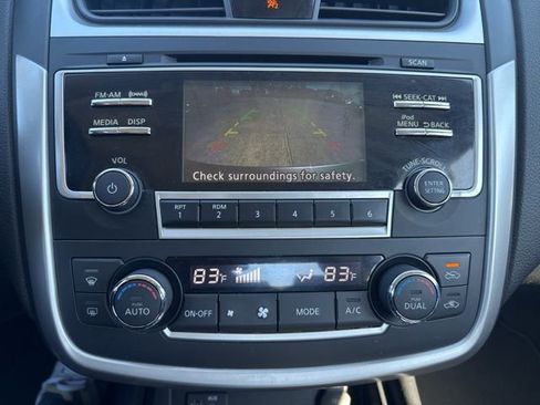 Used 2017 Nissan Altima 2.5 SV FWD image 26