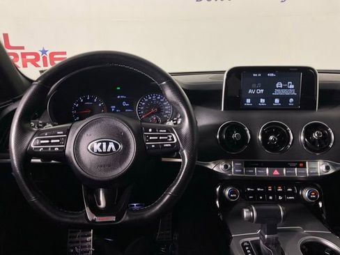 Used 2021 Kia Stinger GT image 17