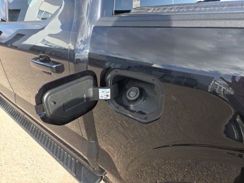 Certified 2022 Ford F150 XLT w/ Equipment Group 302A High image 17