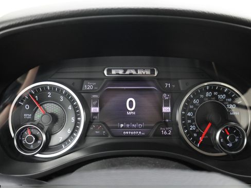Used 2020 RAM 1500 Big Horn AWD/4WD image 10