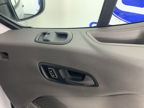 Used 2025 Ford Transit 250 Low Roof w/ Exterior Upgrade Package RWD image 32