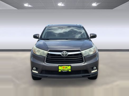 Used 2016 Toyota Highlander Limited Platinum FWD image 6