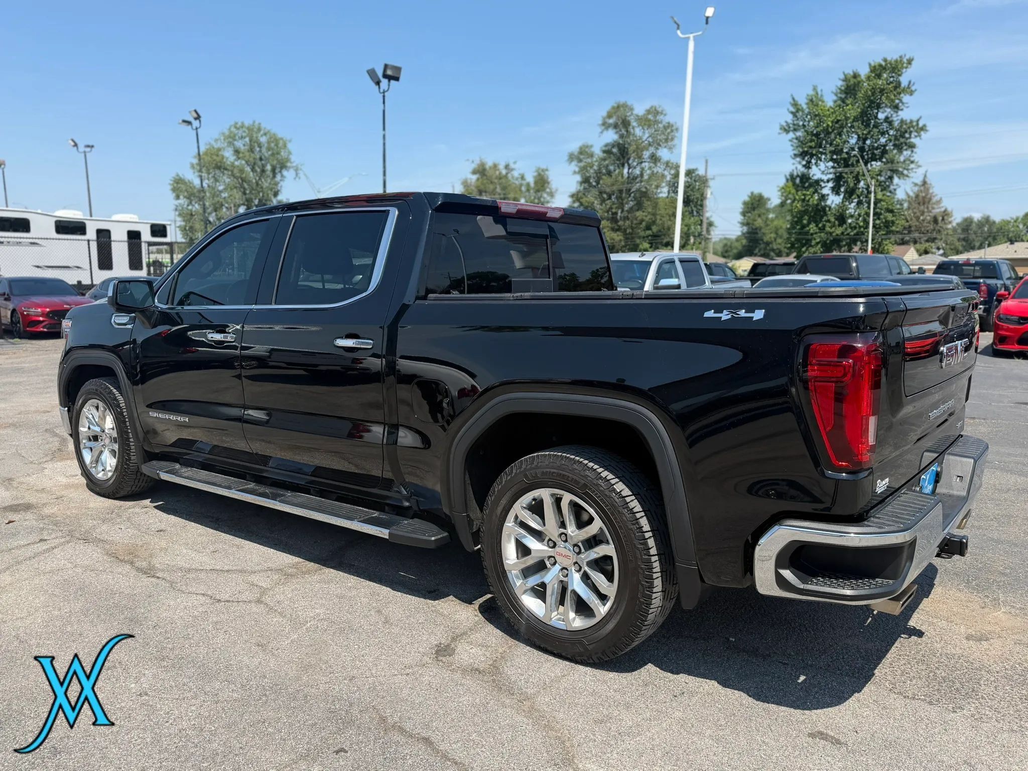 Used 2020 GMC Sierra 1500 SLT AWD/4WD image 5