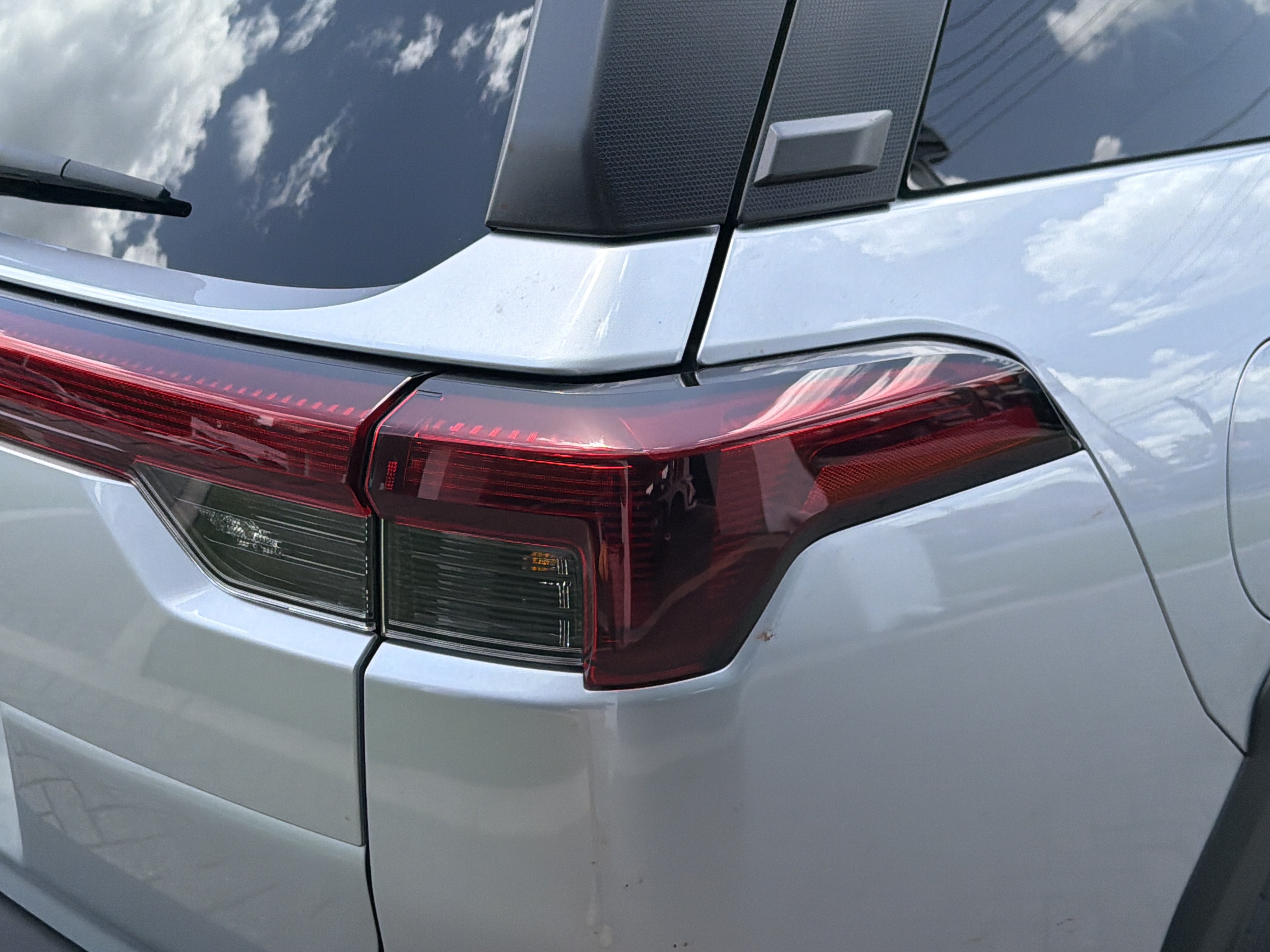 New 2026 Subaru Outback Limited AWD/4WD image 11