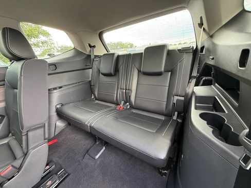 Used 2023 Volkswagen Atlas SE AWD/4WD image 25