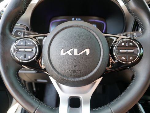 Certified 2025 Kia Soul EX FWD image 25