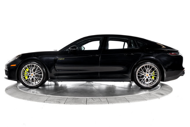Used 2023 Porsche Panamera 4S w/ Premium Package AWD/4WD image 2