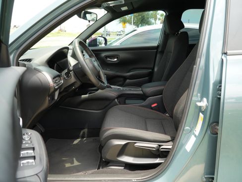 Used 2024 Honda HR-V Sport image 14