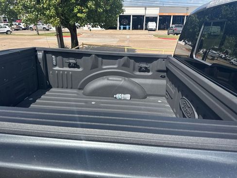 Used 2019 Ford F150 Raptor w/ Equipment Group 802A Luxury AWD/4WD image 5