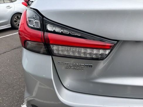 Used 2024 Mitsubishi Outlander Sport ES image 10