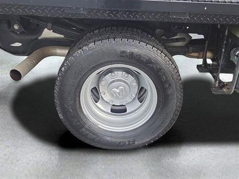 Used 2022 RAM 3500 Tradesman w/ Electrical Accessory Group image 11