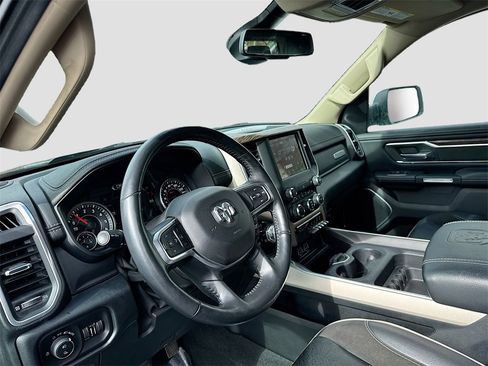 Used 2020 RAM 1500 Laramie image 9