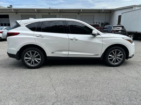 Used 2024 Acura RDX SH-AWD w/ Technology Package image 8