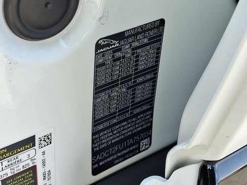 New 2026 Jaguar F-PACE R-Dynamic S image 22