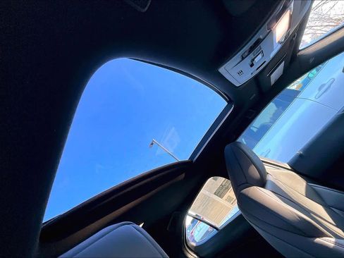 Used 2024 Lexus UX 250h F Sport image 14