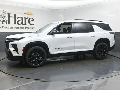 Used 2024 Chevrolet Traverse RS w/ LPO, Floor Liner Package image 33